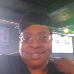 Meet your Posher, Stefanie